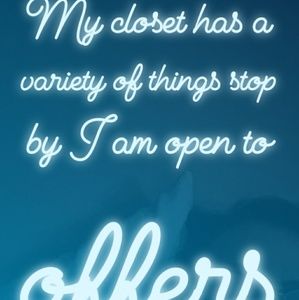 Welcome to my closet💙💜💙💜